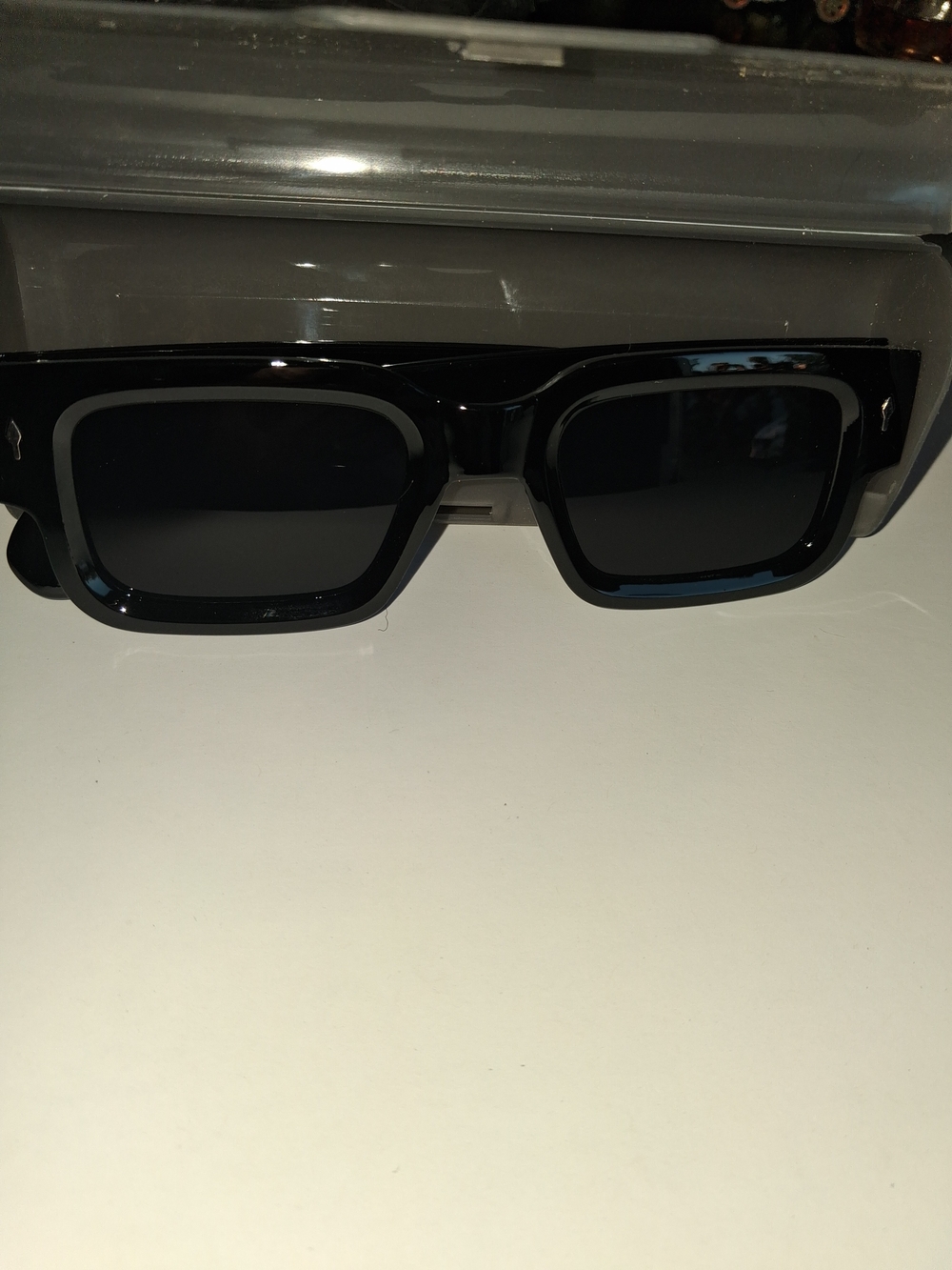 Smart Sunglasses - Black Wearable Shades